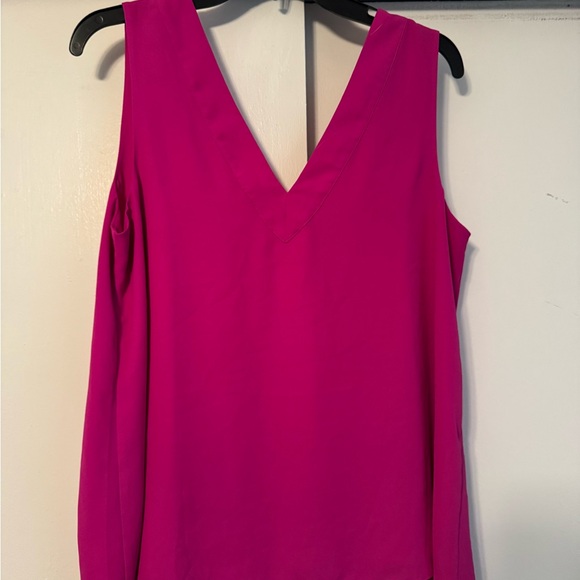 Lilly Pulitzer Vibrant Pink Sleeveless Blouse - Picture 2 of 5